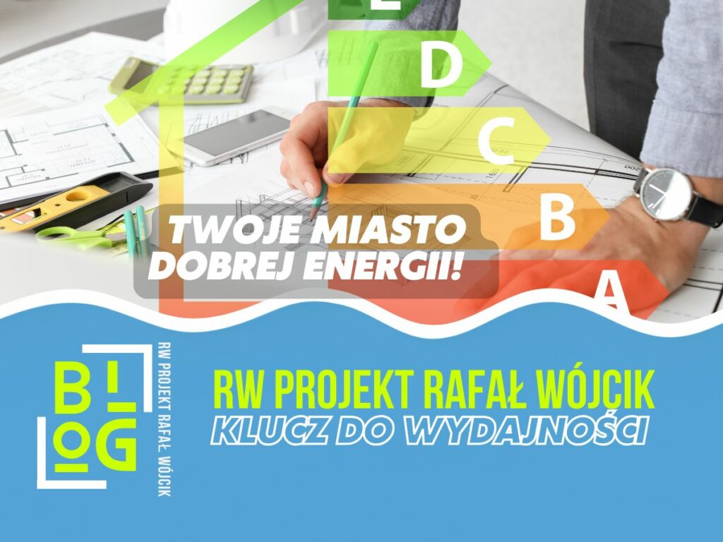 Na biurku leży świadectwo energetyczne Toruń wraz z planami architektonicznymi.